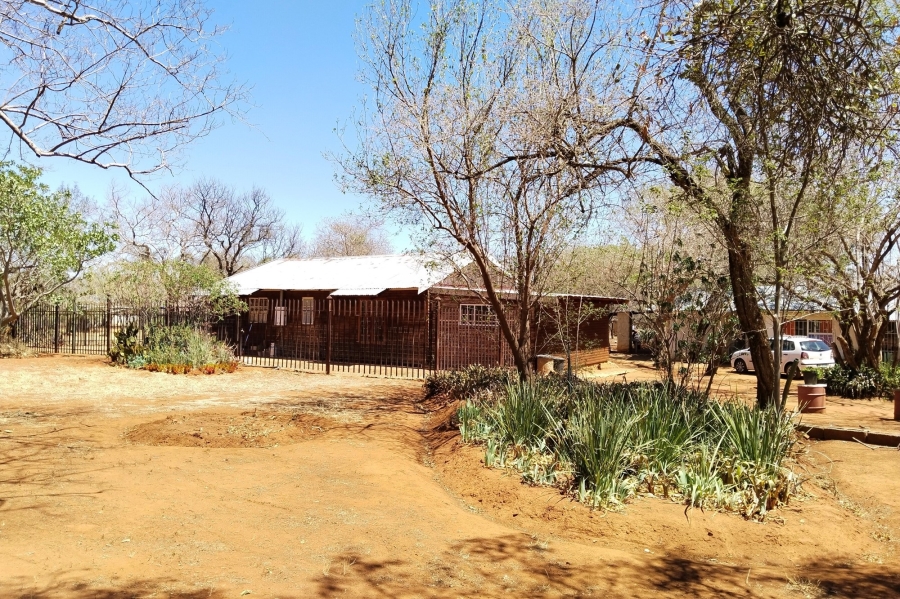 14 Bedroom Property for Sale in Schietfontein North West